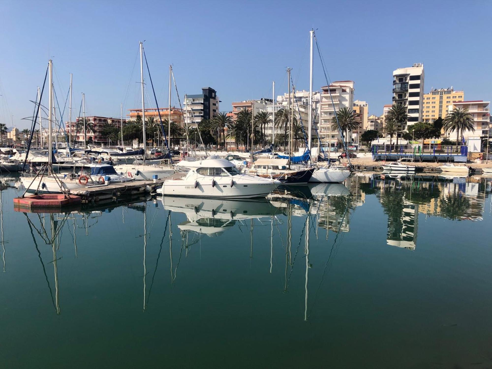 Playa De Gandia 1Ere Ligne El Galeon Apartment Exterior photo